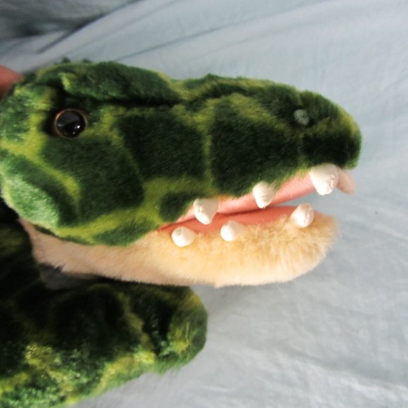 plush 1994 petting zoo alligator or crocodile stuffed animal (w1745) - Picture 2 of 10